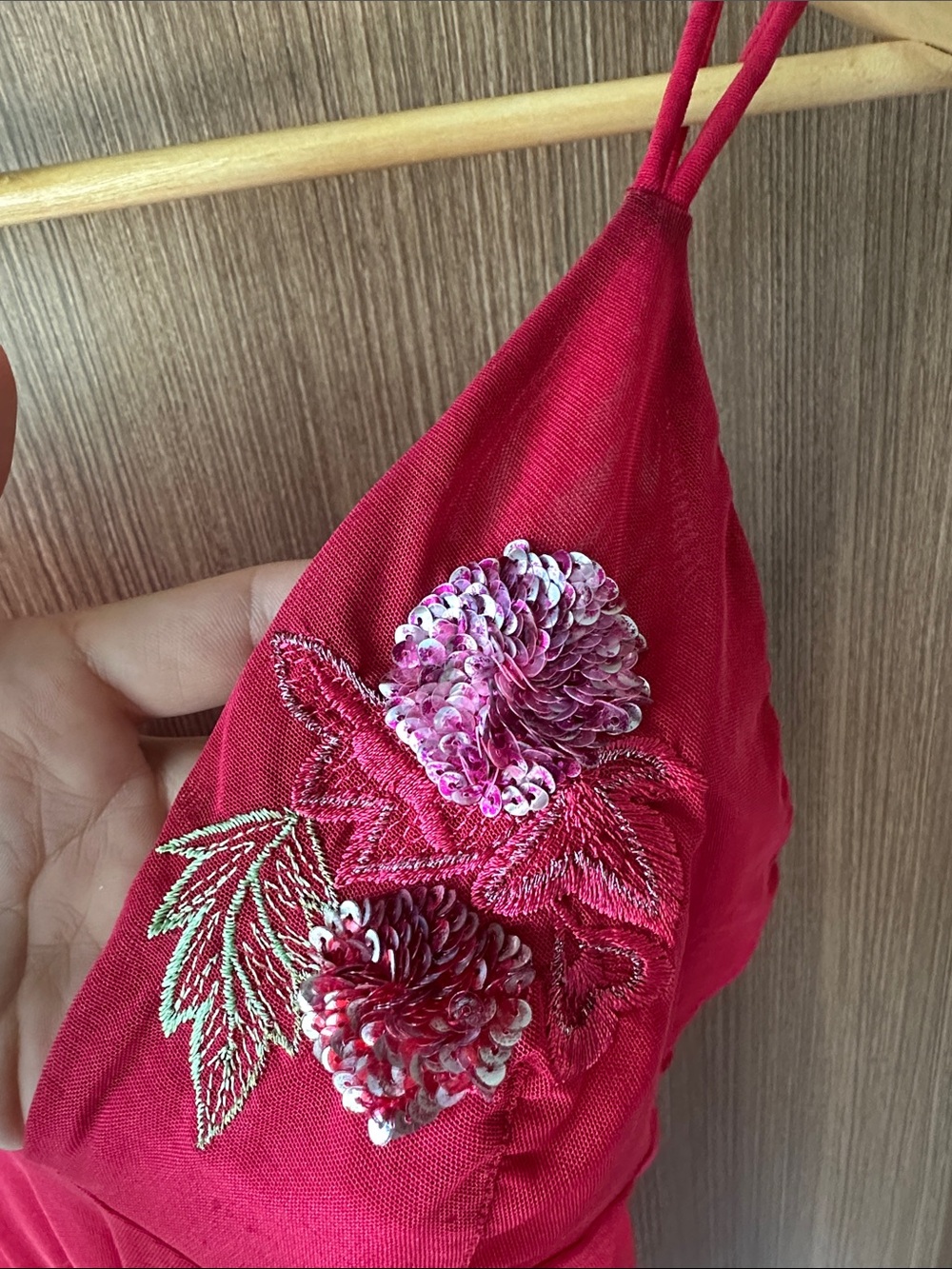VS Floral Embroidered sheer chemise - Picture 4 of 4